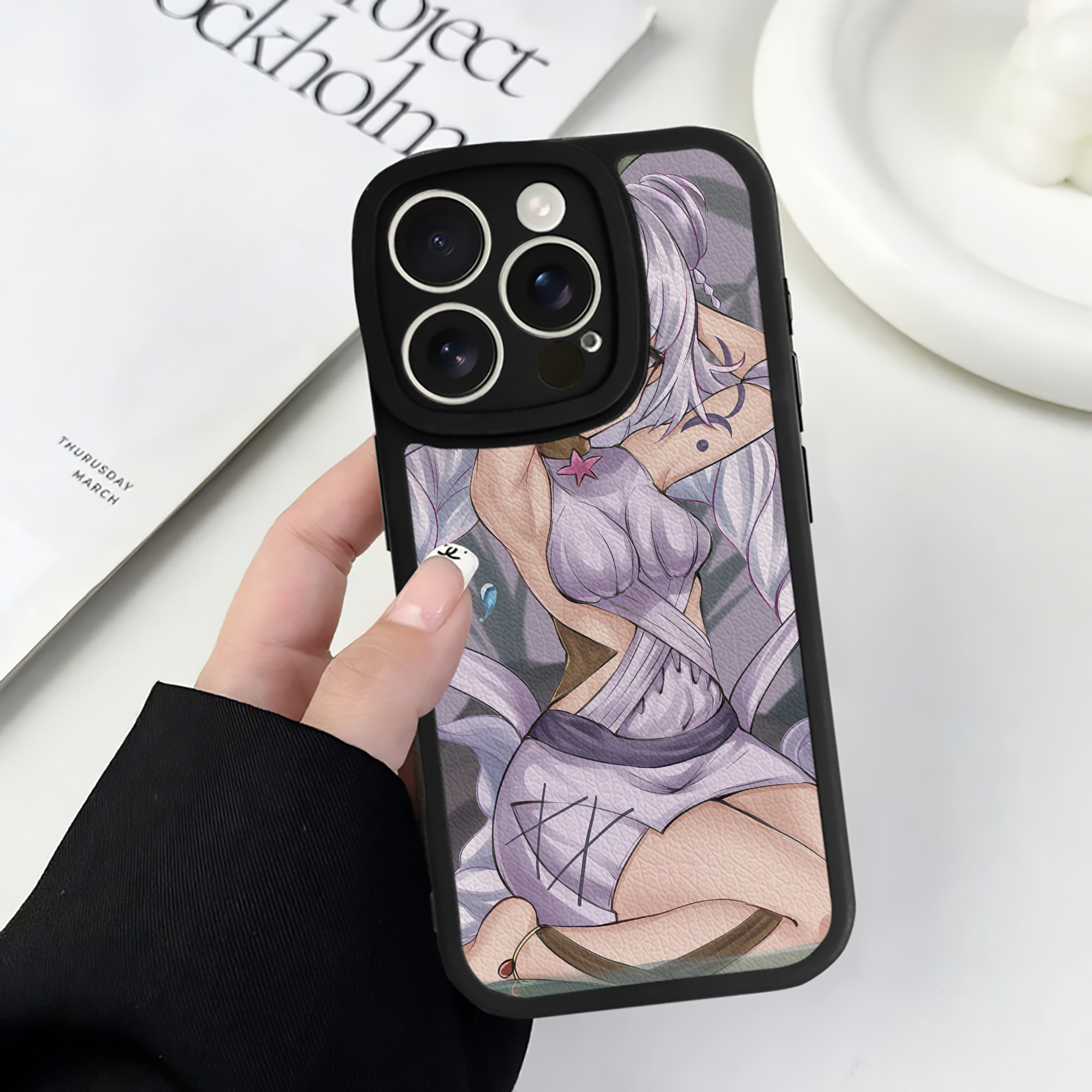 （画像用） 遊☆戯☆王 Yu-Gi-Oh! 【iPhone 16シリーズ対応】シリコンスマホケース（レザー調） 材質：シリコン